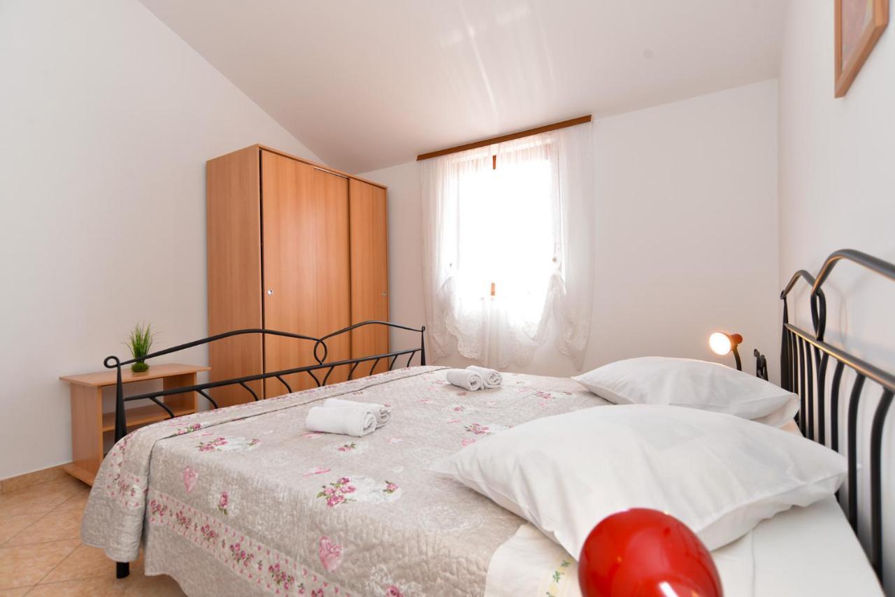 Apartments Mile 1249 Fazana Luaran gambar